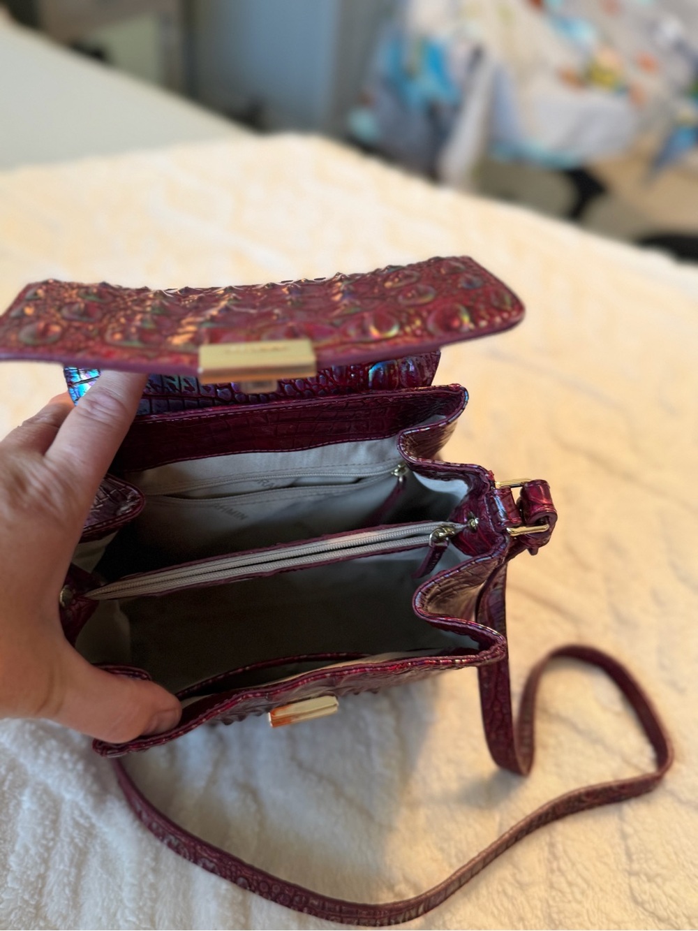 Iridescent Burgundy Crossbody Bag - Picture 4 of 4